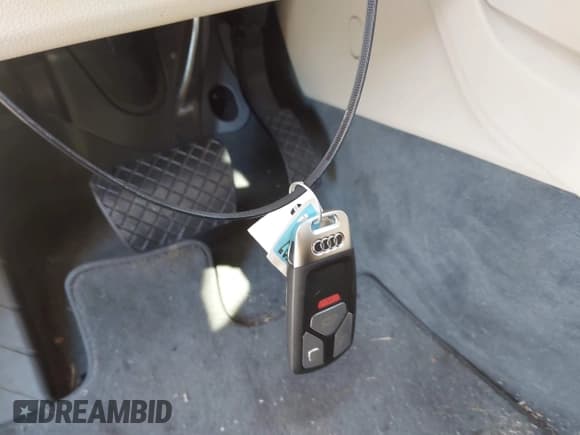 ✅ 2018 Audi Q5 Premium Plus • VIN: WA1BNAFY8J2036614 • Лот: 43017223. Опубликован ранее на IAAI с пробегом 32 954 миль. Бесплатный доступ к архиву аукционных продаж из США и подробный отчёт об истории автомобиля на DreamBid. Изображение 11.