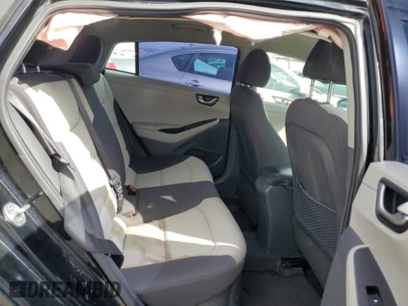 2017 Hyundai Ioniq Blue с VIN KMHC65LC3HU036943, выставлен на аукционе Copart как лот 71692964 с пробегом 111 231 миль миль и Списание • Salvage title. История ставок и продаж доступна на DreamBid. Изображение 10.