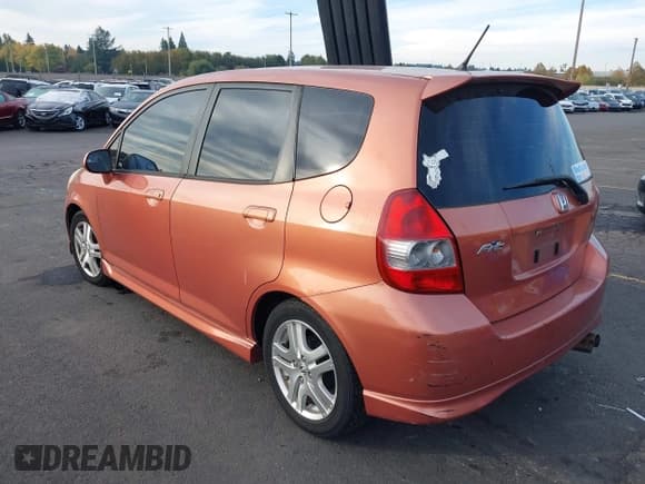 ✅ 2008 Honda Fit Sport • VIN: JHMGD38668S053572 • Lot: 43508316. Listed on IAAI with 192,152 mi. Free auction sales archive from the USA and detailed vehicle history report at DreamBid. Image 3.