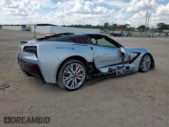 ✅ 2014 Chevrolet Corvette 3LT • VIN: 1G1YE2D73E5108025 • Lot: 82319475. Listed on Copart with 142,707 mi. Free auction sales archive from the USA and detailed vehicle history report at DreamBid. Image 3.