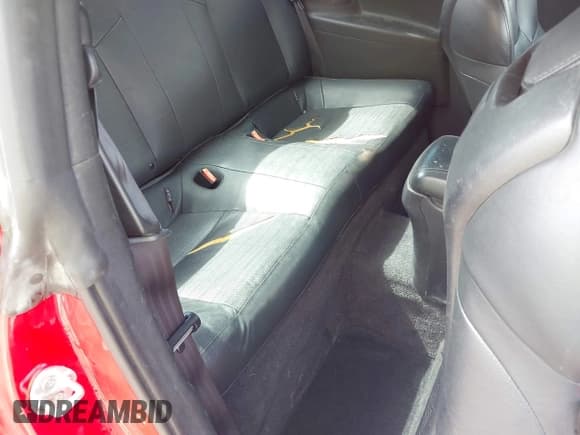 ✅ 2013 Hyundai Genesis Coupe Grand Touring • VIN: KMHHU6KJ4DU107997 • Lot: 42558525. Wystawiony na IAAI z przebiegiem 116 475 mil. Bezpłatny archiwum sprzedaży aukcyjnych z USA i szczegółowy raport historii pojazdu na DreamBid. Zdjęcie 8.