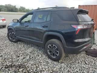 2025 Chevrolet Equinox FWD ACTIV z VIN 3GNAXKEG5SL175634, wystawiony jako Copart lot #51323335 z przebiegiem 4 494 mil mil oraz Szkoda całkowita • Salvage title. Historia ofert i sprzedaży dostępna na DreamBid. Obrazek 2.