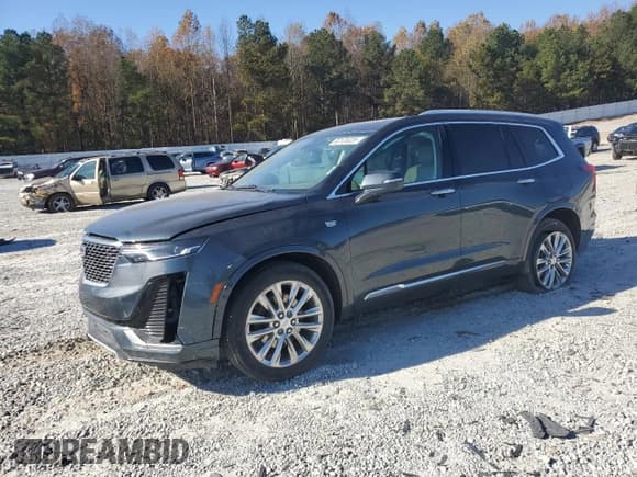 ✅ 2021 Cadillac XT6 Premium Luxury • VIN: 1GYKPDRS2MZ139820 • Lot: 92135325. Wystawiony na Copart z przebiegiem 45 415 mil. Bezpłatny archiwum sprzedaży aukcyjnych z USA i szczegółowy raport historii pojazdu na DreamBid. Zdjęcie 1.