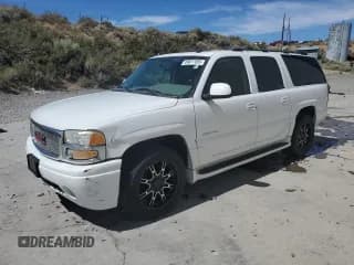 ✅ 2004 GMC Yukon XL • VIN: 1GKFK66U94J290986 • Лот: 69877055. Опубликован ранее на Copart с пробегом 251 360 миль. Бесплатный доступ к архиву аукционных продаж из США и подробный отчёт об истории автомобиля на DreamBid. Изображение 1.