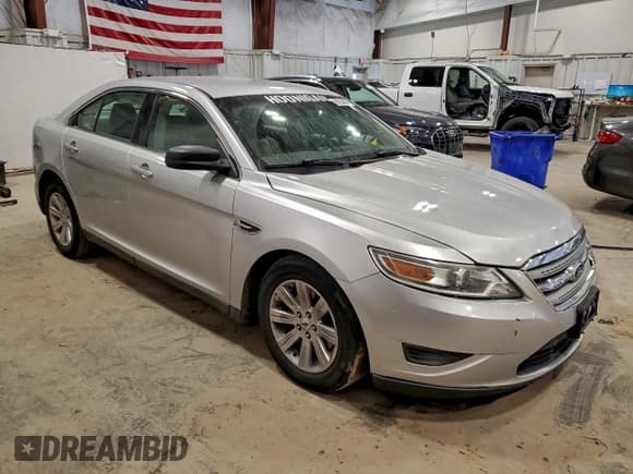 ✅ 2011 Ford Taurus SE • VIN: 1FAHP2DW0BG144785 • Лот: 94235365. Опубликован ранее на Copart с пробегом 313 200 миль. Бесплатный доступ к архиву аукционных продаж из США и подробный отчёт об истории автомобиля на DreamBid. Изображение 4.