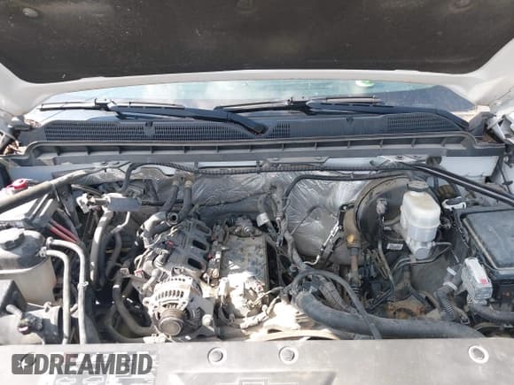 ✅ 2017 Chevrolet Silverado 1500 Work Truck • VIN: 1GCNCNEH6HZ102497 • Lot: 42911985. Wystawiony na IAAI z przebiegiem 160 000 mil. Bezpłatny archiwum sprzedaży aukcyjnych z USA i szczegółowy raport historii pojazdu na DreamBid. Zdjęcie 10.