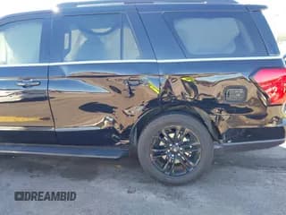 ✅ 2024 Ford Expedition XLT • VIN: 1FMJU1H89REA33390 • Lot: 43509285. Listed on IAAI with 21,737 mi. Free auction sales archive from the USA and detailed vehicle history report at DreamBid. Image 6.