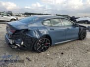 ✅ 2022 BMW M8 Competition • VIN: WBSGV0C08NCJ05489 • Lot: 44151035. Wystawiony na Copart z przebiegiem 25 902 mil. Bezpłatny archiwum sprzedaży aukcyjnych z USA i szczegółowy raport historii pojazdu na DreamBid. Zdjęcie 3.