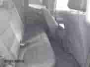 2020 Chevrolet Silverado 1500 LT z VIN 1GCRYDEKXLZ233126, wystawiony jako IAAI lot #41607694 z przebiegiem 111 246 mil mil oraz . Historia ofert i sprzedaży dostępna na DreamBid. Obrazek 8.