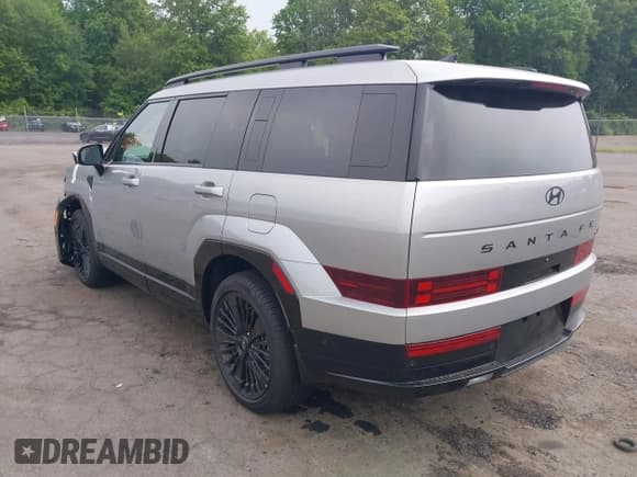 ✅ 2025 Hyundai Santa Fe Calligraphy • VIN: 5NMP5DG18SH045812 • Lot: 42595319. Listed on IAAI with 1,830 mi. Free auction sales archive from the USA and detailed vehicle history report at DreamBid. Image 3.