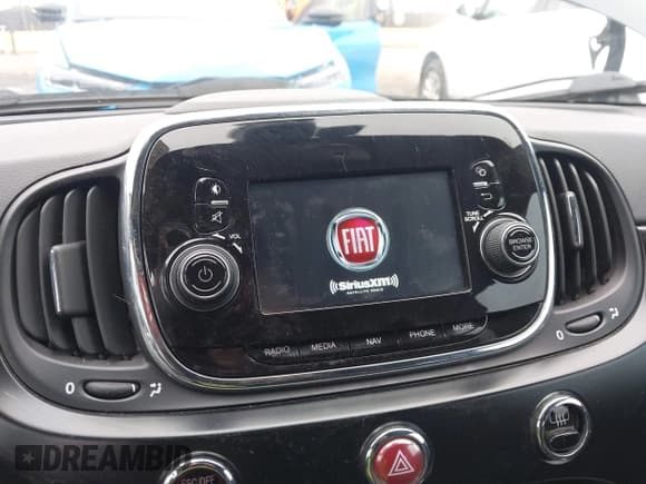 ✅ 2018 FIAT 500e • VIN: 3C3CFFGE7JT377448 • Lot: 43785970. Listed on IAAI with 52,134 mi. Free auction sales archive from the USA and detailed vehicle history report at DreamBid. Image 19.