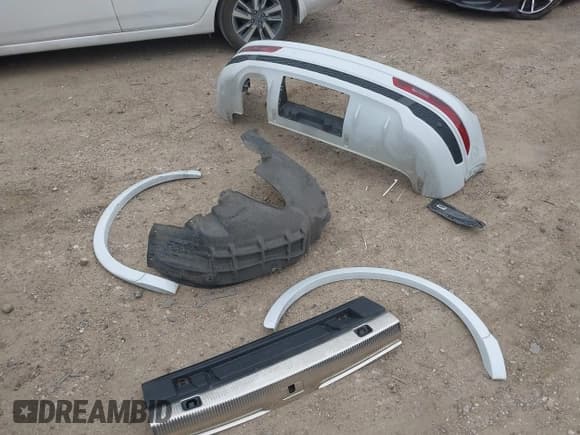 ✅ 2017 Audi Q3 Prestige • VIN: WA1GCCFS0HR013445 • Lot: 41625580. Listed on IAAI with 79,110 mi. Free auction sales archive from the USA and detailed vehicle history report at DreamBid. Image 12.