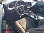 ✅ 2022 Dodge Challenger SXT • VIN: 2C3CDZAG7NH149174 • Lot: 67957184. Wystawiony na Copart z przebiegiem 46 232 mil. Bezpłatny archiwum sprzedaży aukcyjnych z USA i szczegółowy raport historii pojazdu na DreamBid. Zdjęcie 8.