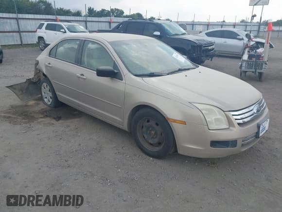 ✅ 2007 Ford Fusion S • VIN: 3FAHP06ZX7R216801 • Lot: 43238493. Listed on IAAI with 209,965 mi. Free auction sales archive from the USA and detailed vehicle history report at DreamBid. Image 1.