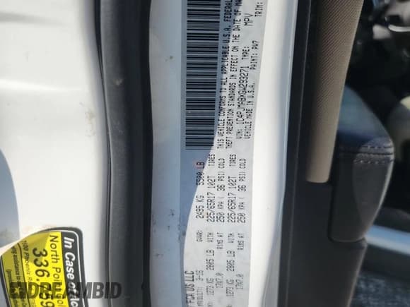 ✅ 2016 Jeep Cherokee Sport • VIN: 1C4PJMABXGW293271 • Лот: 82151835. Опубликован ранее на Copart с пробегом 117 778 миль. Бесплатный доступ к архиву аукционных продаж из США и подробный отчёт об истории автомобиля на DreamBid. Изображение 13.