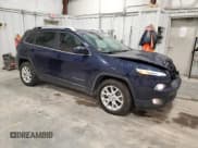 ✅ 2014 Jeep Cherokee Latitude • VIN: 1C4PJLCB5EW227120 • Lot: 93082355. Wystawiony na Copart z przebiegiem 71 009 mil. Bezpłatny archiwum sprzedaży aukcyjnych z USA i szczegółowy raport historii pojazdu na DreamBid. Zdjęcie 4.