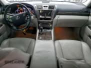 ✅ 2012 Lexus LS 460 • VIN: JTHBL5EF2C5111908 • Lot: 95756315. Wystawiony na Copart z przebiegiem 94 470 mil. Bezpłatny archiwum sprzedaży aukcyjnych z USA i szczegółowy raport historii pojazdu na DreamBid. Zdjęcie 8.