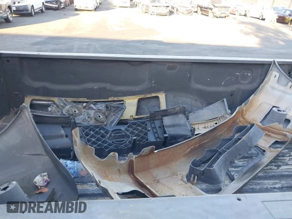 ✅ 2008 Nissan Titan XE • VIN: 1N6AA06E18N302686 • Lot: 40651908. Listed on IAAI with Not provided. Free auction sales archive from the USA and detailed vehicle history report at DreamBid. Image 12.