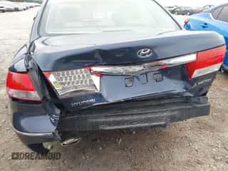 2006 Hyundai Azera SE z VIN KMHFC46FX6A044039, wystawiony jako IAAI lot #41772618 z przebiegiem 158 657 mil mil oraz . Historia ofert i sprzedaży dostępna na DreamBid. Obrazek 6.