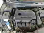 2018 Hyundai Sonata SE z VIN 5NPE24AF5JH677379, wystawiony jako Copart lot #87239115 z przebiegiem 144 158 mil mil oraz Szkoda całkowita • Salvage title. Historia ofert i sprzedaży dostępna na DreamBid. Obrazek 16.