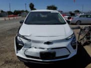 ✅ 2023 Chevrolet Bolt EV 1LT • VIN: 1G1FW6S03P4102655 • Lot: 56323284. Wystawiony na Copart z przebiegiem 56 770 mil. Bezpłatny archiwum sprzedaży aukcyjnych z USA i szczegółowy raport historii pojazdu na DreamBid. Zdjęcie 5.