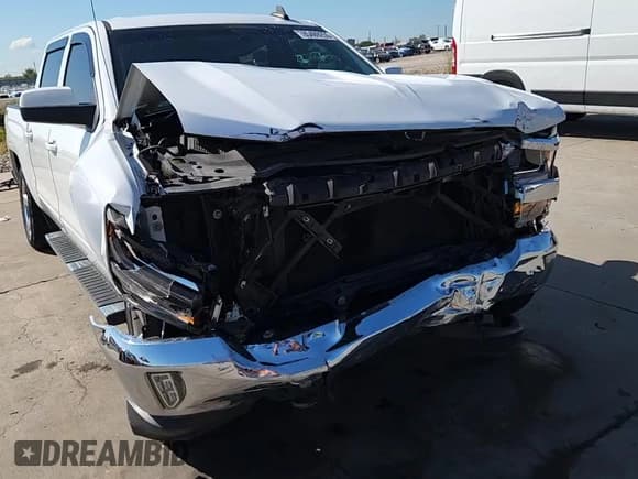 ✅ 2018 Chevrolet Silverado 1500 LT • VIN: 3GCUKREC0JG546670 • Лот: 85489255. Опубликован ранее на Copart с пробегом 143 515 миль. Бесплатный доступ к архиву аукционных продаж из США и подробный отчёт об истории автомобиля на DreamBid. Изображение 14.