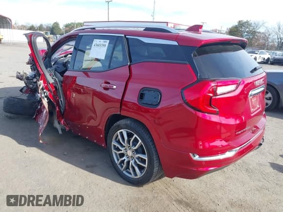 ✅ 2023 GMC Terrain Denali • VIN: 3GKALXEG5PL100123 • Lot: 43603359. Wystawiony na IAAI z przebiegiem Nie podano. Bezpłatny archiwum sprzedaży aukcyjnych z USA i szczegółowy raport historii pojazdu na DreamBid. Zdjęcie 3.