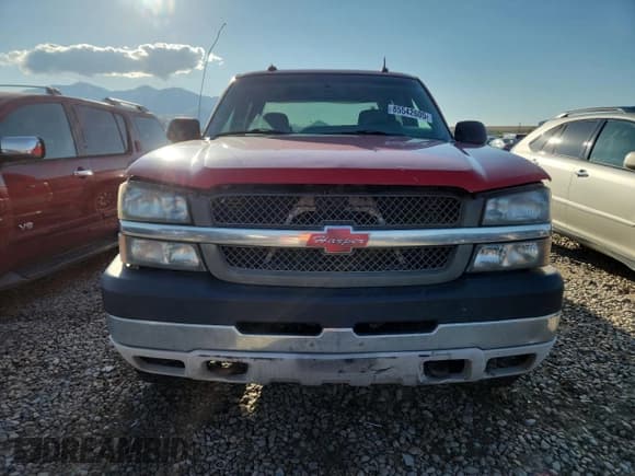 ✅ 2003 Chevrolet Silverado 2500HD LS • VIN: 1GCHK23133F248466 • Lot: 85542605. Listed on Copart with 357,980 mi. Free auction sales archive from the USA and detailed vehicle history report at DreamBid. Image 5.