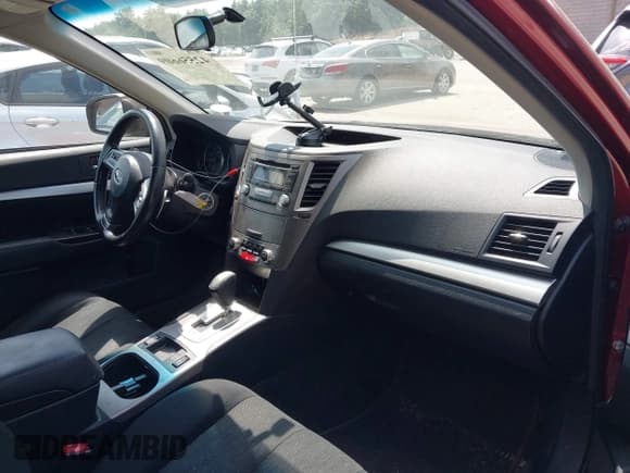 ✅ 2013 Subaru Outback Premium • VIN: 4S4BRBCC0D3201266 • Lot: 42556609. Listed on IAAI with 201,682 mi. Free auction sales archive from the USA and detailed vehicle history report at DreamBid. Image 5.