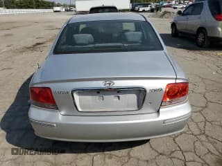 ✅ 2004 Hyundai Sonata GLS • VIN: KMHWF35H64A019561 • Lot: 80712525. Listed on Copart with 110,856 mi. Free auction sales archive from the USA and detailed vehicle history report at DreamBid. Image 6.