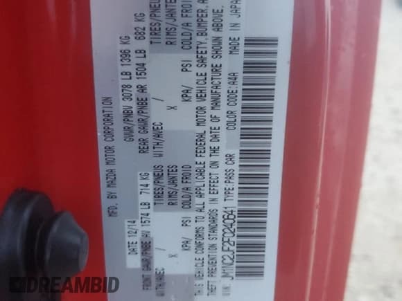 ✅ 2015 Mazda MX-5 Miata Sport • VIN: JM1NC2JF2F0240641 • Lot: 74878714. Wystawiony na Copart z przebiegiem Nie podano. Bezpłatny archiwum sprzedaży aukcyjnych z USA i szczegółowy raport historii pojazdu na DreamBid. Zdjęcie 13.