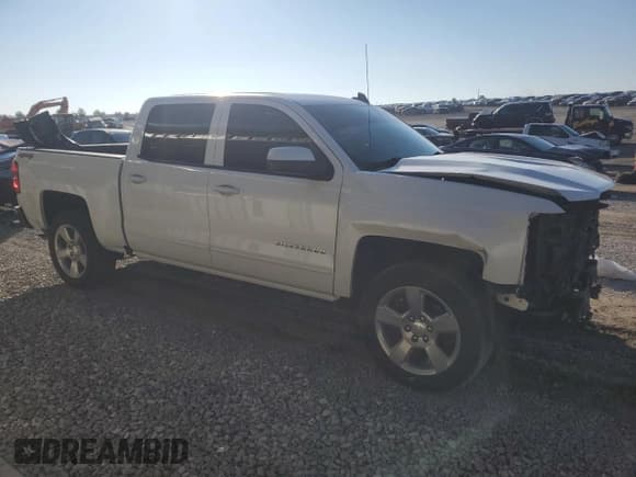 ✅ 2018 Chevrolet Silverado 1500 LT • VIN: 3GCUKREC3JG205943 • Lot: 90894645. Listed on Copart with 95,759 mi. Free auction sales archive from the USA and detailed vehicle history report at DreamBid. Image 4.