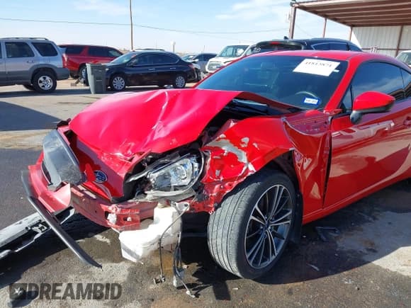 ✅ 2014 Subaru BRZ Limited • VIN: JF1ZCAC15E9605424 • Lot: 41813871. Listed on IAAI with 66,559 mi. Free auction sales archive from the USA and detailed vehicle history report at DreamBid. Image 6.