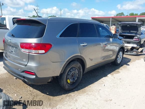 ✅ 2017 Kia Sorento L • VIN: 5XYPG4A38HG287068 • Лот: 42959817. Опубликован ранее на IAAI с пробегом 115 901 миль. Бесплатный доступ к архиву аукционных продаж из США и подробный отчёт об истории автомобиля на DreamBid. Изображение 4.