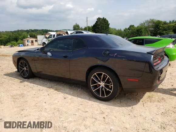 ✅ 2018 Dodge Challenger R/T Scat Pack • VIN: 2C3CDZFJ8JH236581 • Lot: 54972623. Wystawiony na Copart z przebiegiem 34 753 mil. Bezpłatny archiwum sprzedaży aukcyjnych z USA i szczegółowy raport historii pojazdu na DreamBid. Zdjęcie 2.