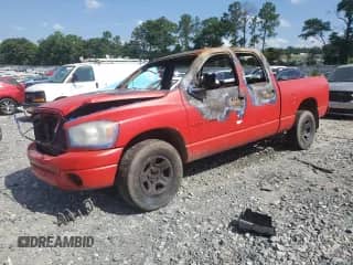 2006 Dodge 1500 ST с VIN 1D7HA18K06J146399, выставлен на аукционе Copart как лот 57552845 с пробегом Не указан миль и На запчасти • Non repairable. История ставок и продаж доступна на DreamBid. Изображение 1.