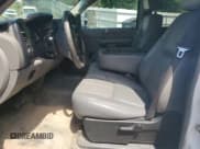 ✅ 2009 Chevrolet Silverado 2500HD Work Truck • VIN: 1GCHC43K29F130600 • Лот: 63311565. Опубликован ранее на Copart с пробегом Не указан. Бесплатный доступ к архиву аукционных продаж из США и подробный отчёт об истории автомобиля на DreamBid. Изображение 7.