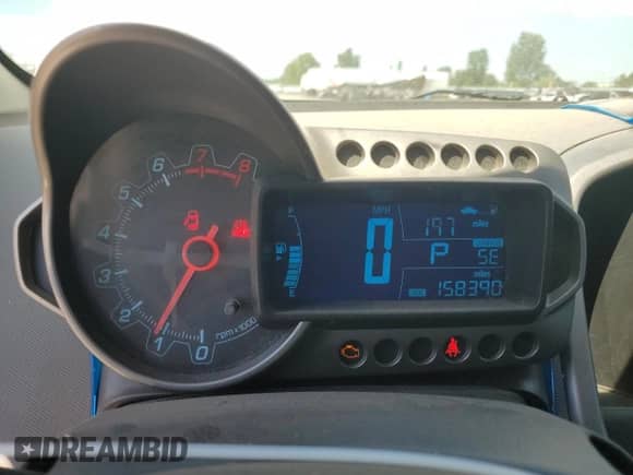 2014 Chevrolet Sonic LTZ с VIN 1G1JE5SG0E4123626, выставлен на аукционе Copart как лот 61103254 с пробегом 158 390 миль миль и Списание • Salvage title. История ставок и продаж доступна на DreamBid. Изображение 9.