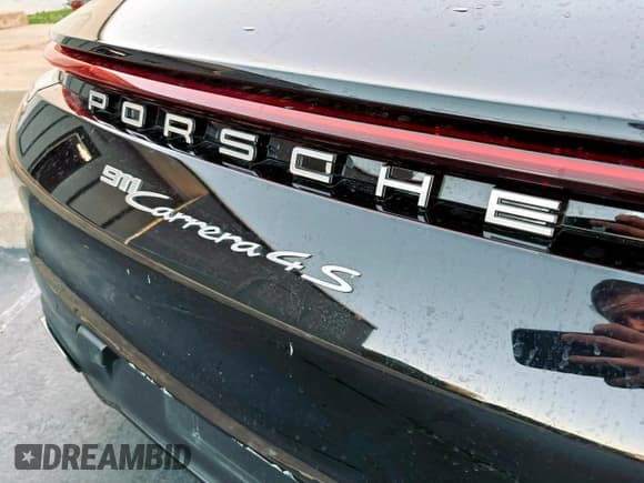 ✅ 2020 Porsche 911 Carrera S • VIN: WP0CB2A93LS262748 • Lot: 92954385. Wystawiony na Copart z przebiegiem 23 944 mil. Bezpłatny archiwum sprzedaży aukcyjnych z USA i szczegółowy raport historii pojazdu na DreamBid. Zdjęcie 14.