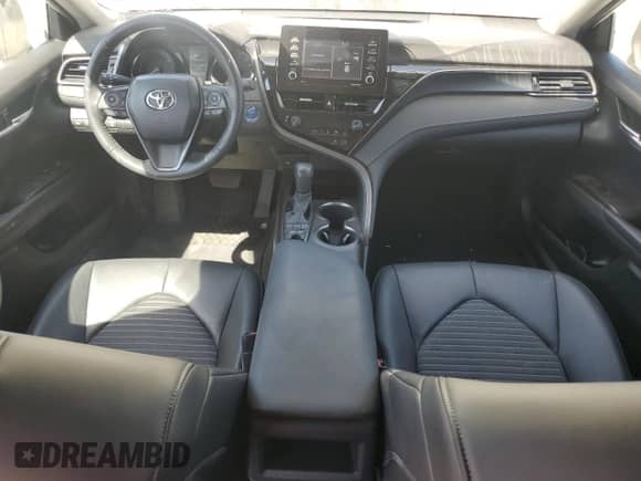 2021 Toyota Camry Hybrid SE с VIN 4T1G31AK6MU028794, выставлен на аукционе Copart как лот 70559935 с пробегом Не указан миль и Чистый • Clean title. История ставок и продаж доступна на DreamBid. Изображение 8.
