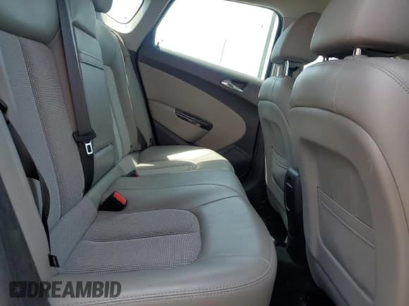 ✅ 2014 Buick Verano • VIN: 1G4PN5SK9E4206277 • Lot: 66004545. Wystawiony na Copart z przebiegiem 119 999 mil. Bezpłatny archiwum sprzedaży aukcyjnych z USA i szczegółowy raport historii pojazdu na DreamBid. Zdjęcie 10.