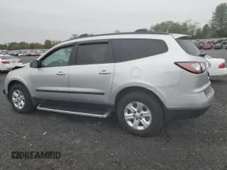 ✅ 2015 Chevrolet Traverse LS • VIN: 1GNKVFKD2FJ222188 • Lot: 72419864. Wystawiony na Copart z przebiegiem 78 416 mil. Bezpłatny archiwum sprzedaży aukcyjnych z USA i szczegółowy raport historii pojazdu na DreamBid. Zdjęcie 2.