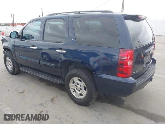 ✅ 2007 Chevrolet Tahoe LS • VIN: 1GNFC13C57R428771 • Lot: 43332294. Wystawiony na IAAI z przebiegiem 129 543 mil. Bezpłatny archiwum sprzedaży aukcyjnych z USA i szczegółowy raport historii pojazdu na DreamBid. Zdjęcie 3.