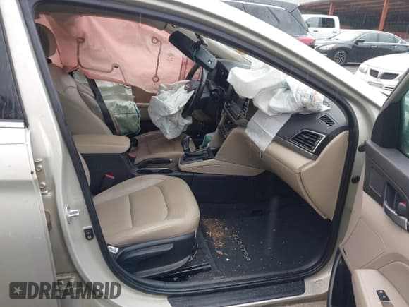 ✅ 2017 Hyundai Elantra SE • VIN: KMHD84LF0HU176645 • Лот: 42538873. Опубликован ранее на IAAI с пробегом 144 471 миль. Бесплатный доступ к архиву аукционных продаж из США и подробный отчёт об истории автомобиля на DreamBid. Изображение 5.