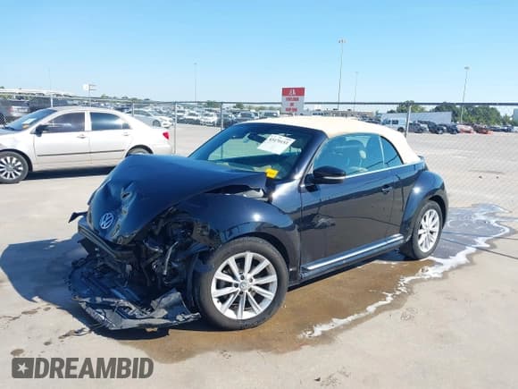 ✅ 2019 Volkswagen Beetle S • VIN: 3VW5DAAT9KM512684 • Lot: 43470153. Wystawiony na IAAI z przebiegiem 63 235 mil. Bezpłatny archiwum sprzedaży aukcyjnych z USA i szczegółowy raport historii pojazdu na DreamBid. Zdjęcie 17.