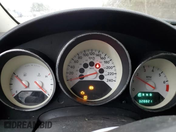 ✅ 2008 Dodge Caliber SXT • VIN: 1B3HB48B38D740383 • Лот: 81136764. Опубликован ранее на Copart с пробегом 328 821 миль. Бесплатный доступ к архиву аукционных продаж из США и подробный отчёт об истории автомобиля на DreamBid. Изображение 9.