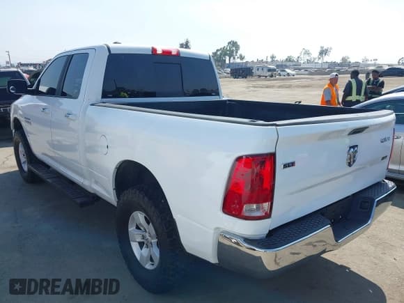 ✅ 2017 Ram 1500 SLT • VIN: 1C6RR7GG5HS583441 • Лот: 42998888. Опубликован ранее на IAAI с пробегом 129 045 миль. Бесплатный доступ к архиву аукционных продаж из США и подробный отчёт об истории автомобиля на DreamBid. Изображение 3.