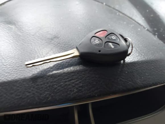 ✅ 2011 Toyota Avalon • VIN: 4T1BK3DB5BU439735 • Лот: 42848066. Опубликован ранее на IAAI с пробегом 86 493 миль. Бесплатный доступ к архиву аукционных продаж из США и подробный отчёт об истории автомобиля на DreamBid. Изображение 11.