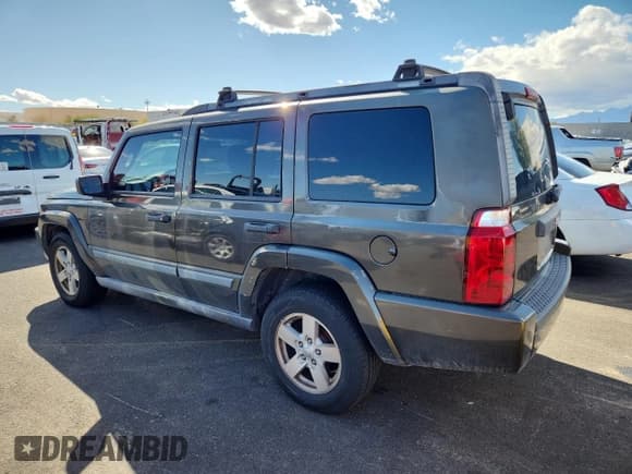 ✅ 2006 Jeep Commander • VIN: 1J8HH48K96C353474 • Lot: 86706875. Listed on Copart with 186,891 mi. Free auction sales archive from the USA and detailed vehicle history report at DreamBid. Image 2.