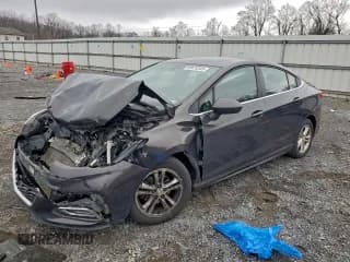 ✅ 2017 Chevrolet Cruze LT • VIN: 1G1BE5SM5H7104549 • Лот: 93678345. Опубликован ранее на Copart с пробегом Не указан. Бесплатный доступ к архиву аукционных продаж из США и подробный отчёт об истории автомобиля на DreamBid. Изображение 1.